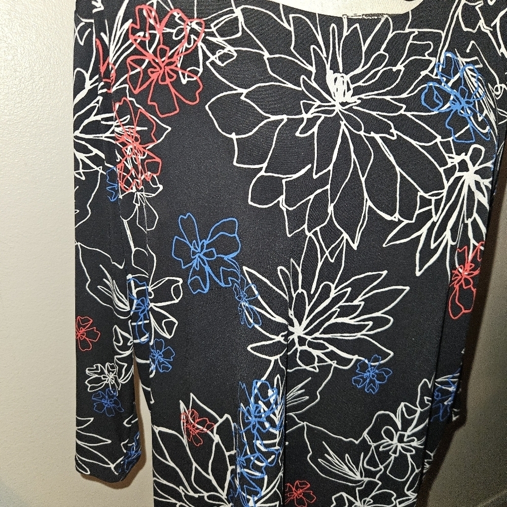 Vince Camuto Womans 3/4 Sleeve Floral Print Blouse Size 1x - Picture 3 of 10
